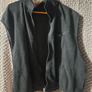 Old navy fleece vest
